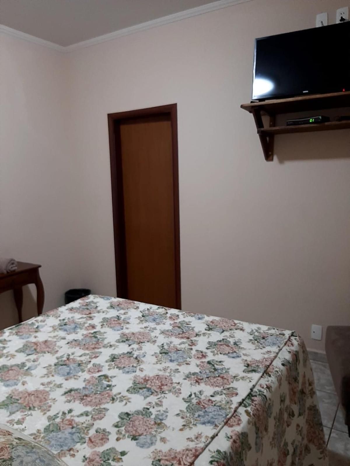 Suites Santa Amelia Brotas Exterior foto